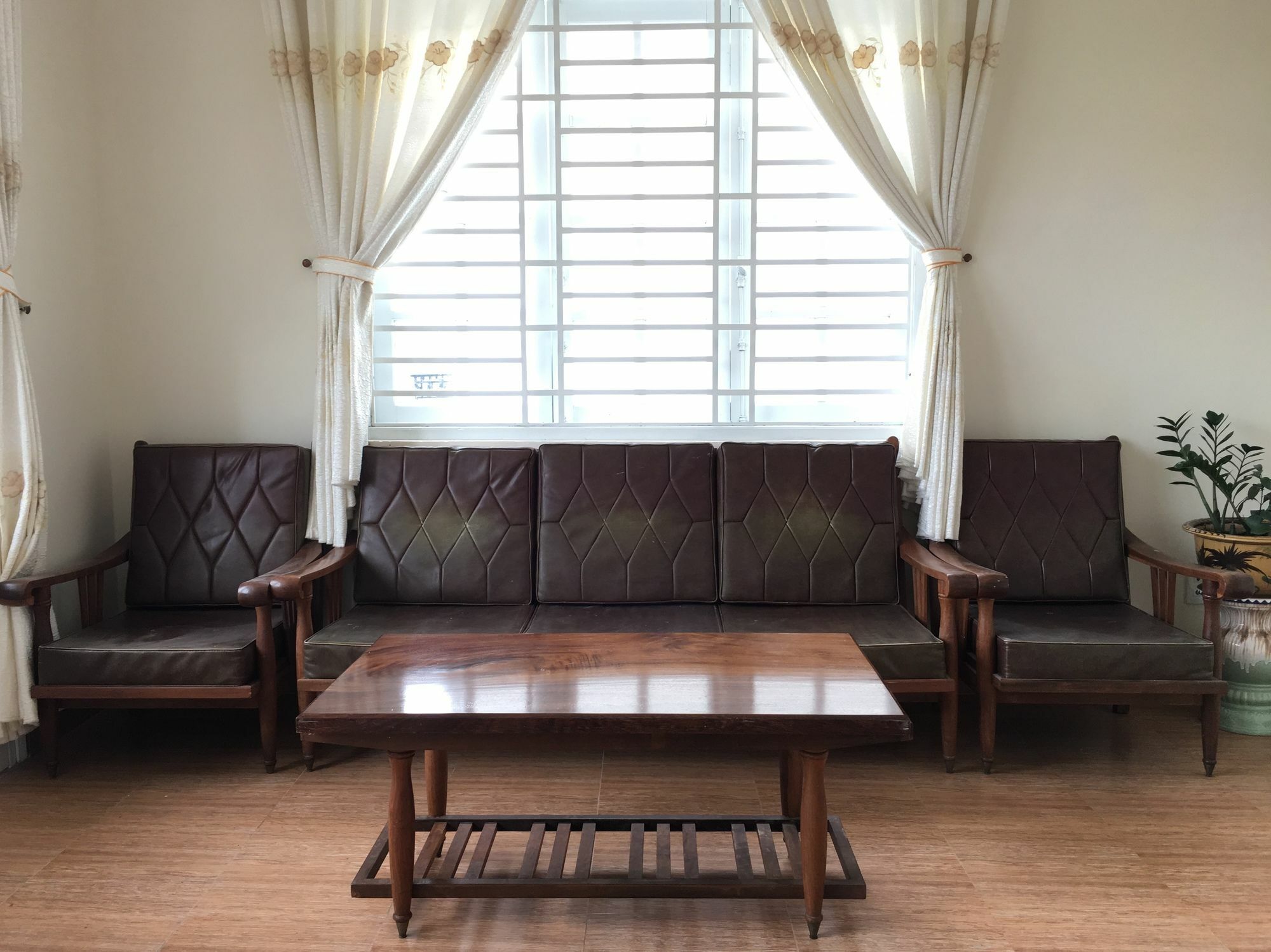 All Aboard Hostel Dalat Екстер'єр фото